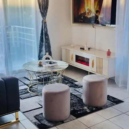 Meuble Dalex 5 Etoiles Apartment *